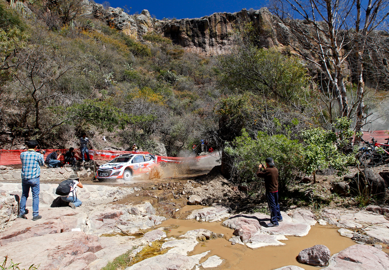 Illustration for article titled Oppo Rally Porn: The Best Photos From Rally Mexico